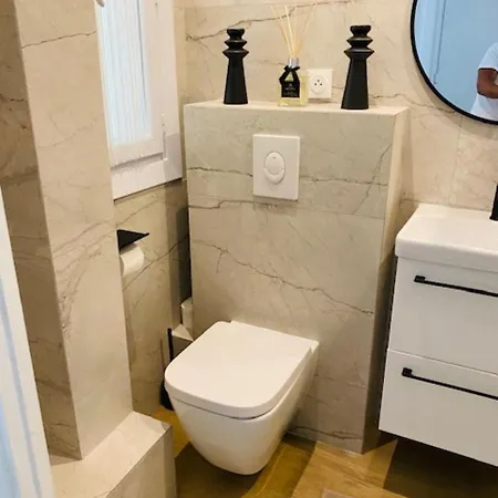 Appart Cosy & Spacieux 3 Min - Plages Apartman *